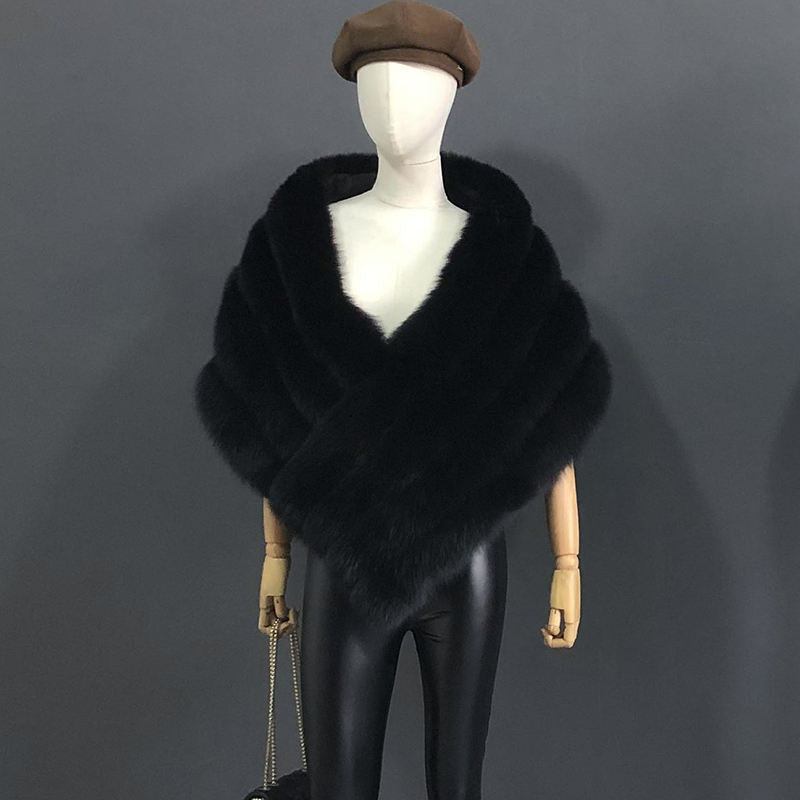 CLARA - Fur cape
