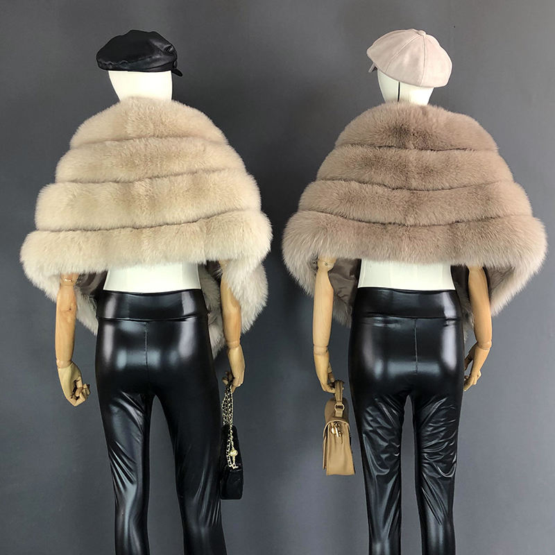 CLARA - Fur cape